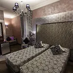 Hotel Romano 2* Рим