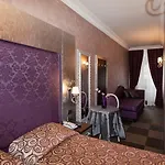 Hotel Romano 2* Рим