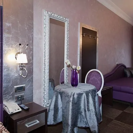 Hotel Romano Otel 2*