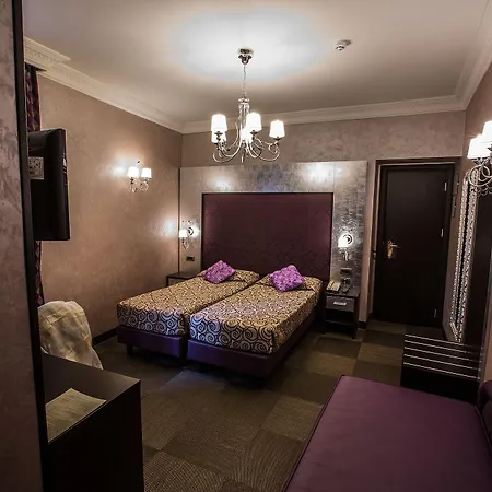 Hotel Romano 2*