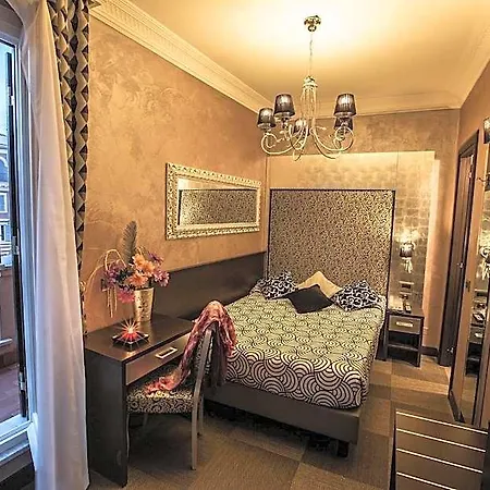 Hotel Romano 2* Rzym