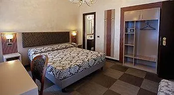 Hotel Romano Otel 2*