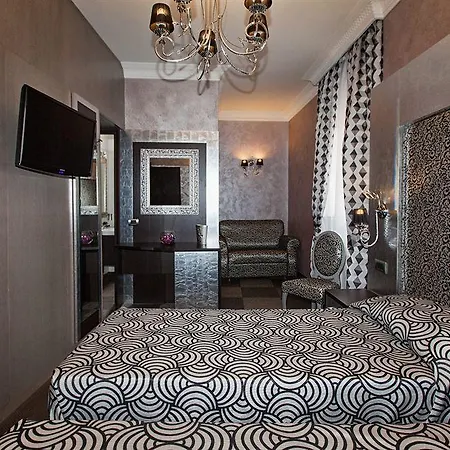 Hotel Romano Otel