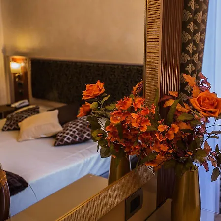 Hotel Romano 2* Roma