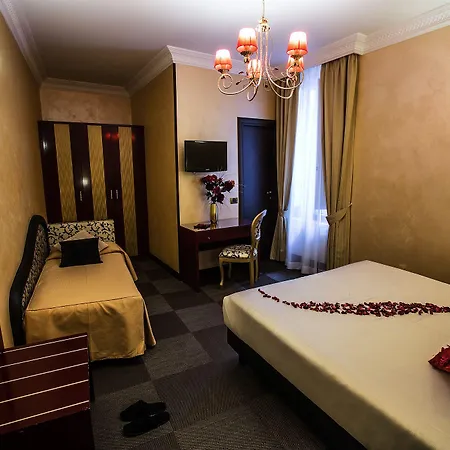 Hotel Romano 2*