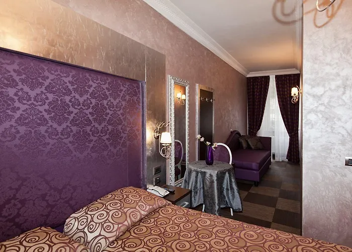 Hotel Romano 2* Rom